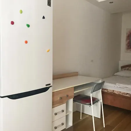 Apartment Nice Studio With Private Garden *